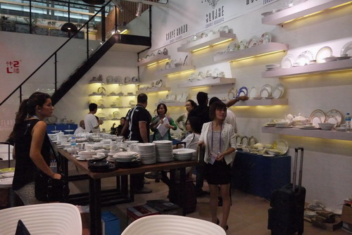 仲禮公司參加第115屆廣交會(huì)現(xiàn)場圖片。