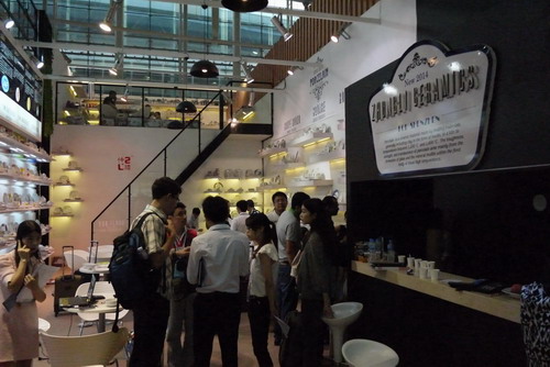 仲禮公司參加第115屆廣交會(huì)現(xiàn)場圖片。