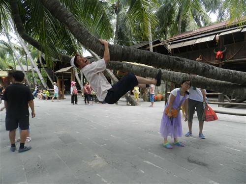 20椰田古寨感受下風(fēng)土人情--玩得也很嗨啊 (8)