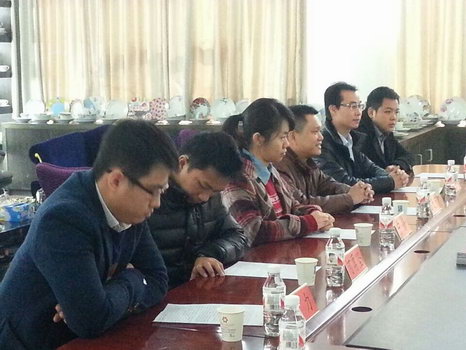 2015年元月8日共青團(tuán)玉林市委書記陳天宇、共青團(tuán)防城港市委書記李泰霖一行到我公司進(jìn)行調(diào)研