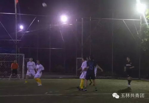 5月8日，由玉林市體育局、共青團(tuán)玉林市委員會(huì)、玉林市教育局聯(lián)合主辦的仲禮杯2015年玉林市青少年足球聯(lián)誼賽，在苗園足球訓(xùn)練場(chǎng)開(kāi)賽。