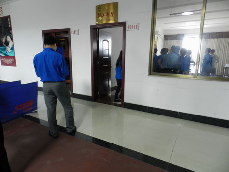 中國廣西國際青年交流學(xué)院到我公司參觀。