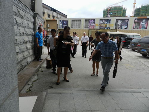 馬來西亞東海岸經(jīng)濟特區(qū)發(fā)展理事會執(zhí)行總裁艾薩一行到我公司考察。