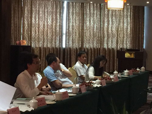 馬來西亞東海岸經(jīng)濟特區(qū)發(fā)展理事會執(zhí)行總裁艾薩一行到我公司考察。