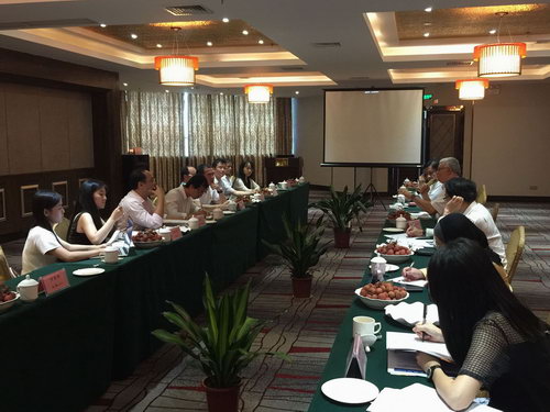 馬來西亞東海岸經(jīng)濟特區(qū)發(fā)展理事會執(zhí)行總裁艾薩一行到我公司考察。