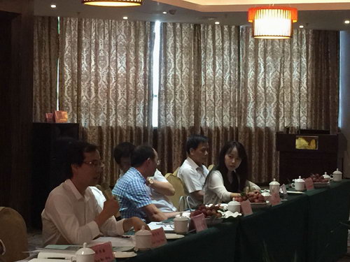 馬來西亞東海岸經(jīng)濟特區(qū)發(fā)展理事會執(zhí)行總裁艾薩一行到我公司考察。