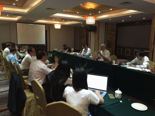 馬來西亞東海岸經(jīng)濟特區(qū)發(fā)展理事會執(zhí)行總裁艾薩一行到我公司考察。