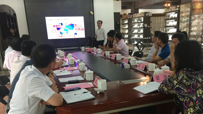 自治區(qū)黨委督查組領(lǐng)導(dǎo)蒞臨我公司進行實地督查調(diào)研